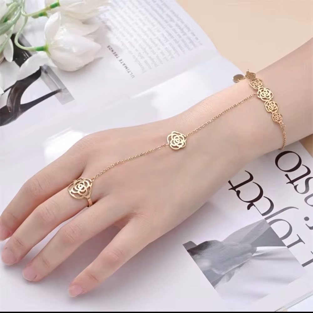 18k gold plated stainless steel bracelet with ring hand chain